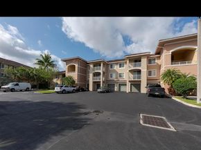 6556 Emerald Dunes Drive 207, West Palm Beach FL 33411