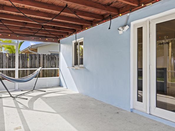 3318 NW 69th Court, Fort Lauderdale FL 33309