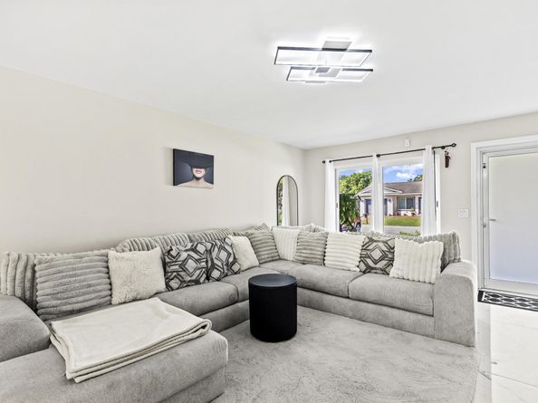 3318 NW 69th Court, Fort Lauderdale FL 33309