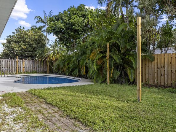 3318 NW 69th Court, Fort Lauderdale FL 33309