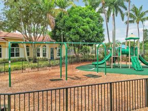 2850 S Oasis Drive, Boynton Beach FL 33426