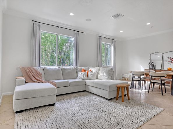 2850 S Oasis Drive, Boynton Beach FL 33426