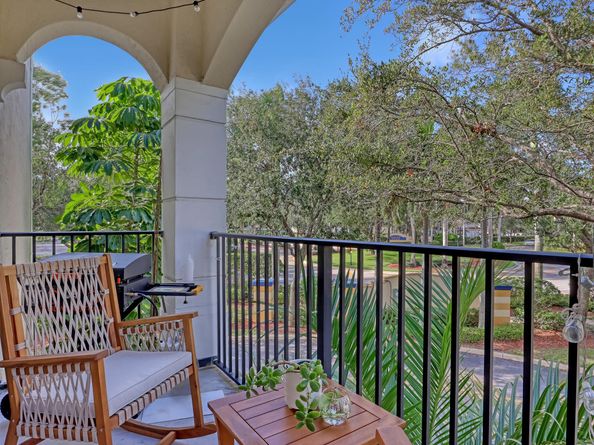 2850 S Oasis Drive, Boynton Beach FL 33426