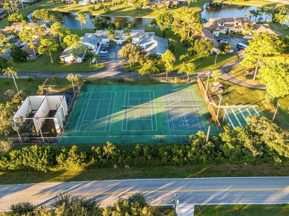 3709 Hertford Court, Greenacres FL 33463