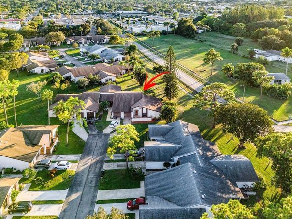 3709 Hertford Court, Greenacres FL 33463