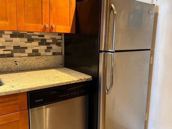 1407 NE 56th St 201, Fort Lauderdale FL 33334