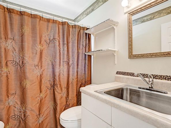 4738 NW 5th St, Plantation FL 33317