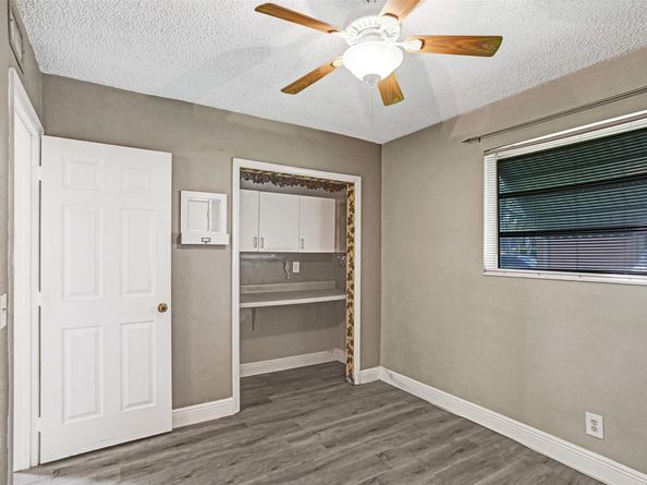 4738 NW 5th St, Plantation FL 33317