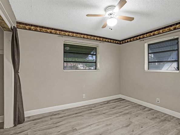 4738 NW 5th St, Plantation FL 33317