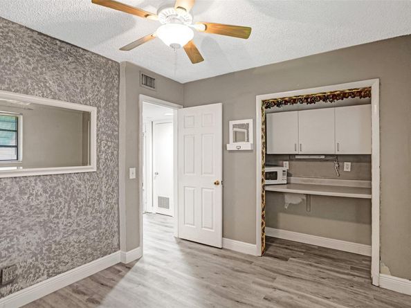 4738 NW 5th St, Plantation FL 33317