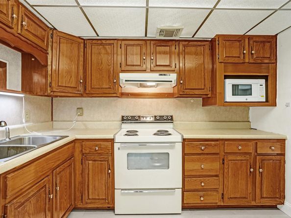 4738 NW 5th St, Plantation FL 33317