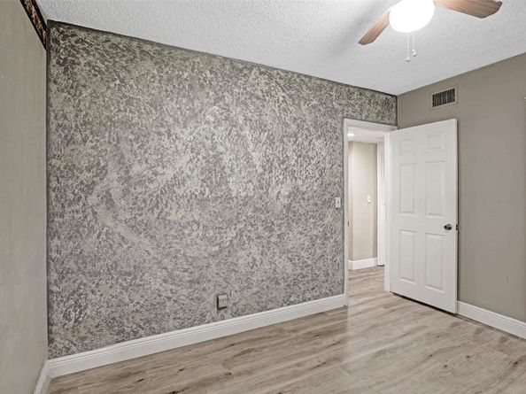 4738 NW 5th St, Plantation FL 33317