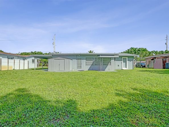 4738 NW 5th St, Plantation FL 33317