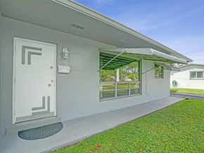 4738 NW 5th St, Plantation FL 33317