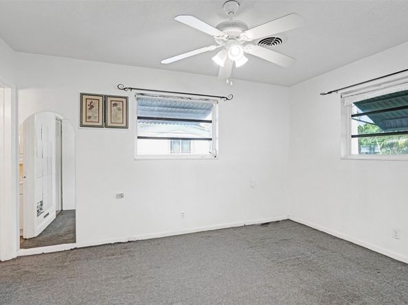 4738 NW 5th St, Plantation FL 33317