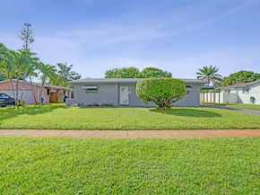 4738 NW 5th St, Plantation FL 33317