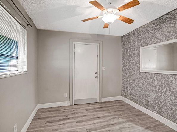 4738 NW 5th St, Plantation FL 33317