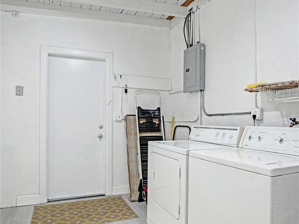 4738 NW 5th St, Plantation FL 33317