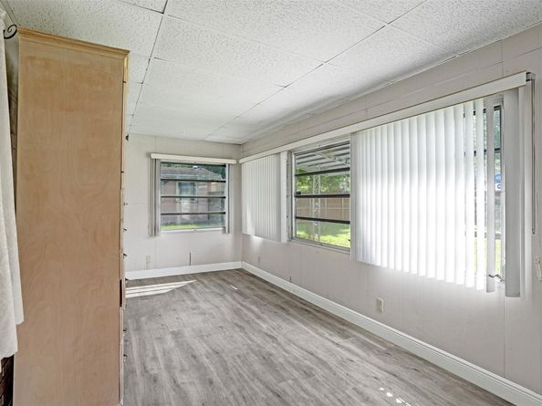 4738 NW 5th St, Plantation FL 33317