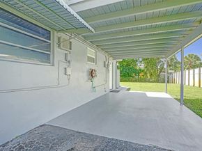 4738 NW 5th St, Plantation FL 33317