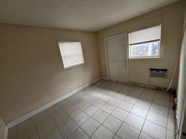 312 - 316 NE 4th St#1-3, Pompano Beach FL 33060