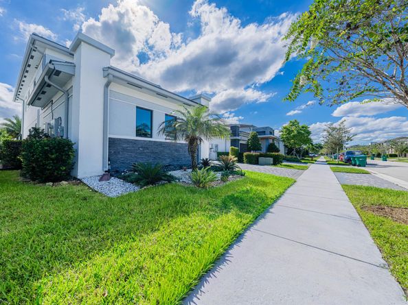 10826 Oceano Way, Parkland FL 33076