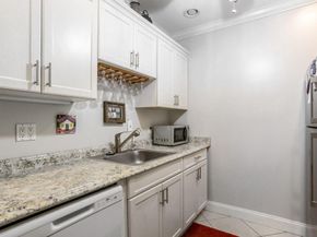 1001 NE 8th Avenue 112, Delray Beach FL 33483