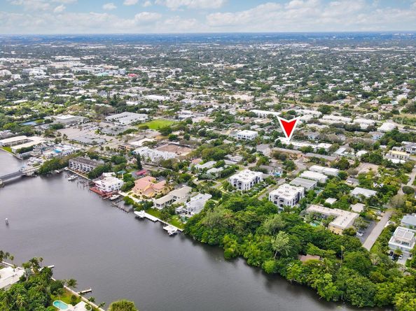 1001 NE 8th Avenue 112, Delray Beach FL 33483
