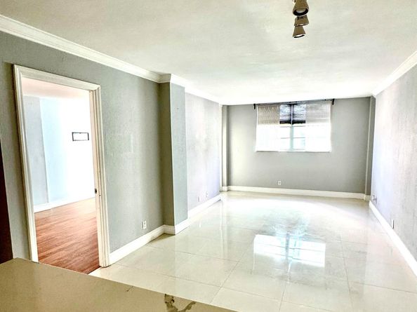 2903 NE 163 Street 208, North Miami Beach FL 33160