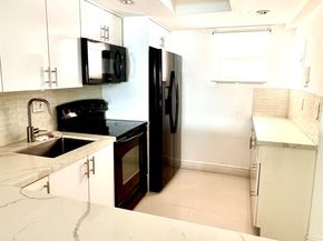 2903 NE 163 Street 208, North Miami Beach FL 33160