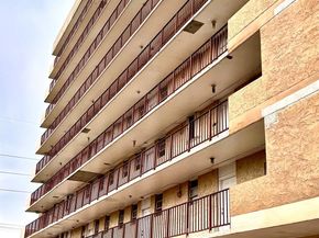 2903 NE 163 Street 208, North Miami Beach FL 33160