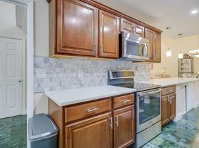 6827 Fountains Circle, Lake Worth FL 33467