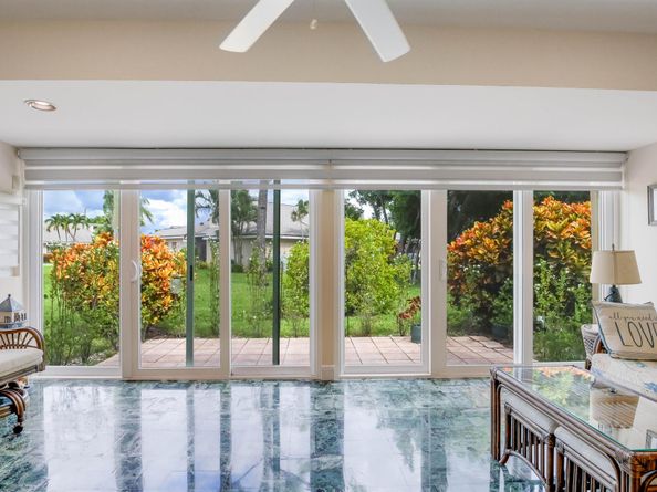 6827 Fountains Circle, Lake Worth FL 33467