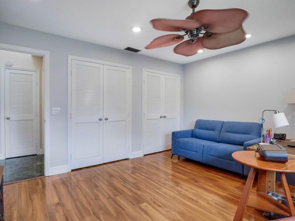 6827 Fountains Circle, Lake Worth FL 33467