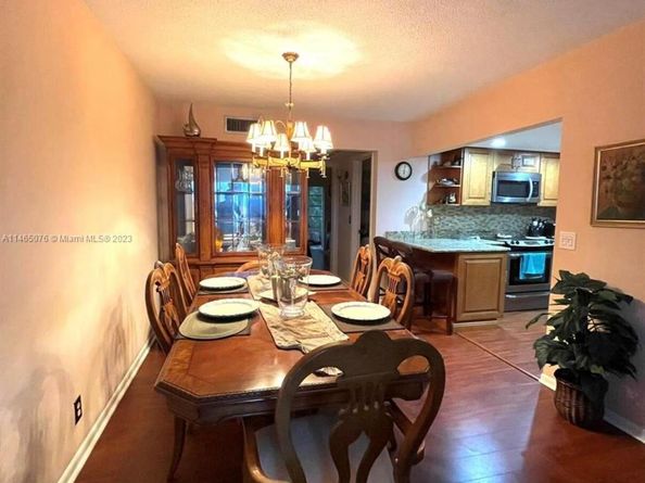 308 Wellington D, West Palm Beach FL 33417