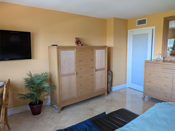 3200 Port Royale Dr 1109, Fort Lauderdale FL 33308
