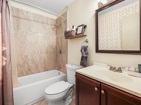 7527 SW 7th Street, North Lauderdale FL 33068