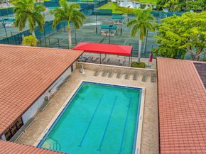 18 Berwick Road, Palm Beach Gardens FL 33418