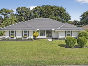 18 Berwick Road, Palm Beach Gardens FL 33418