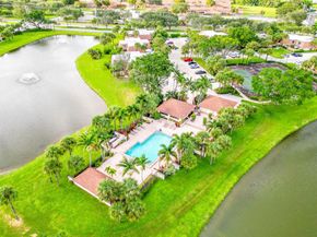 855 Blue Ridge Circle 855, West Palm Beach FL 33409