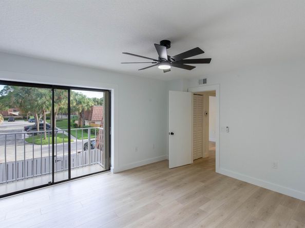 855 Blue Ridge Circle 855, West Palm Beach FL 33409