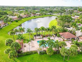 855 Blue Ridge Circle 855, West Palm Beach FL 33409