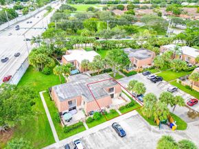 855 Blue Ridge Circle 855, West Palm Beach FL 33409