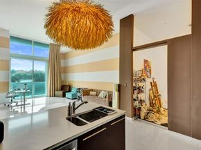 1900 N Bayshore Dr 715, Miami FL 33132