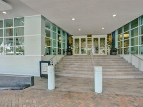 1900 N Bayshore Dr 715, Miami FL 33132
