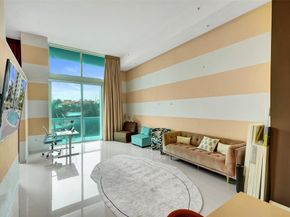 1900 N Bayshore Dr 715, Miami FL 33132