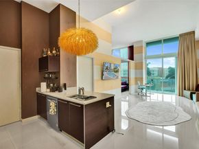 1900 N Bayshore Dr 715, Miami FL 33132