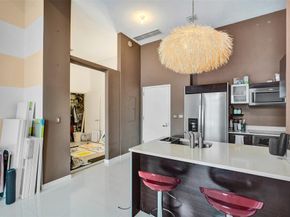 1900 N Bayshore Dr 715, Miami FL 33132