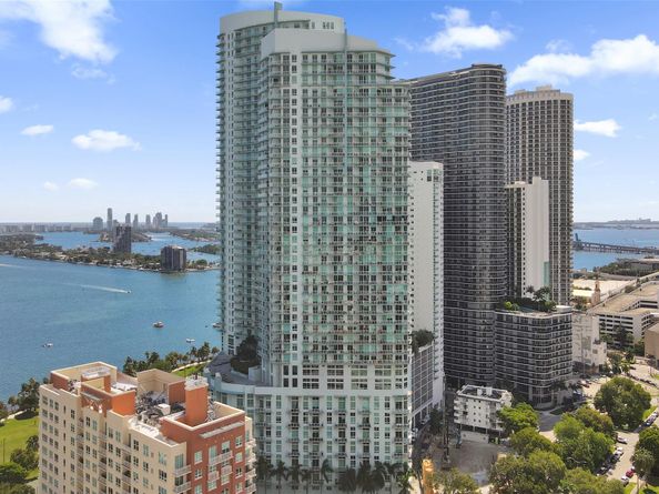 1900 N Bayshore Dr 715, Miami FL 33132