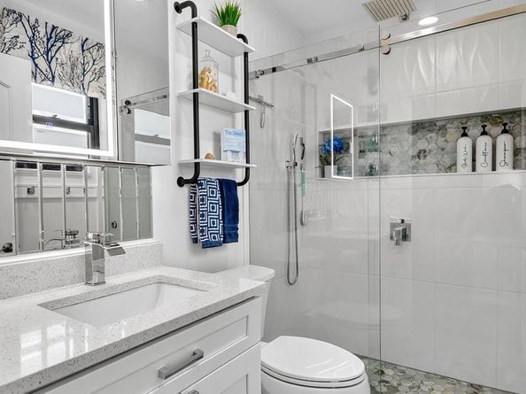 7578 Tahiti Lane 201, Lake Worth FL 33467